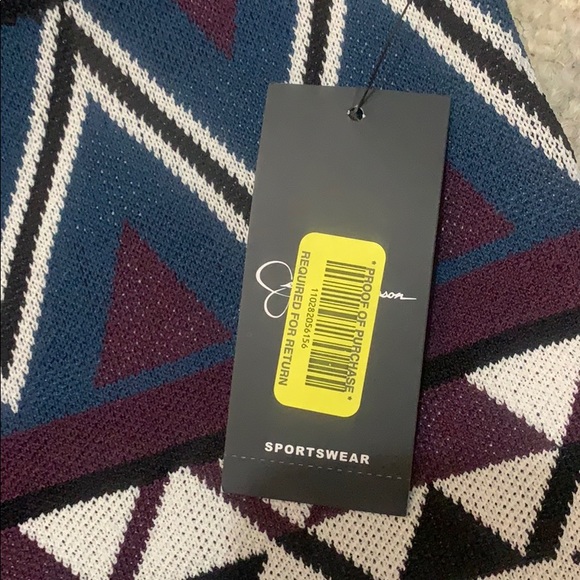 Jessica Simpson -Medium Aztec design skirt New - Picture 3 of 6